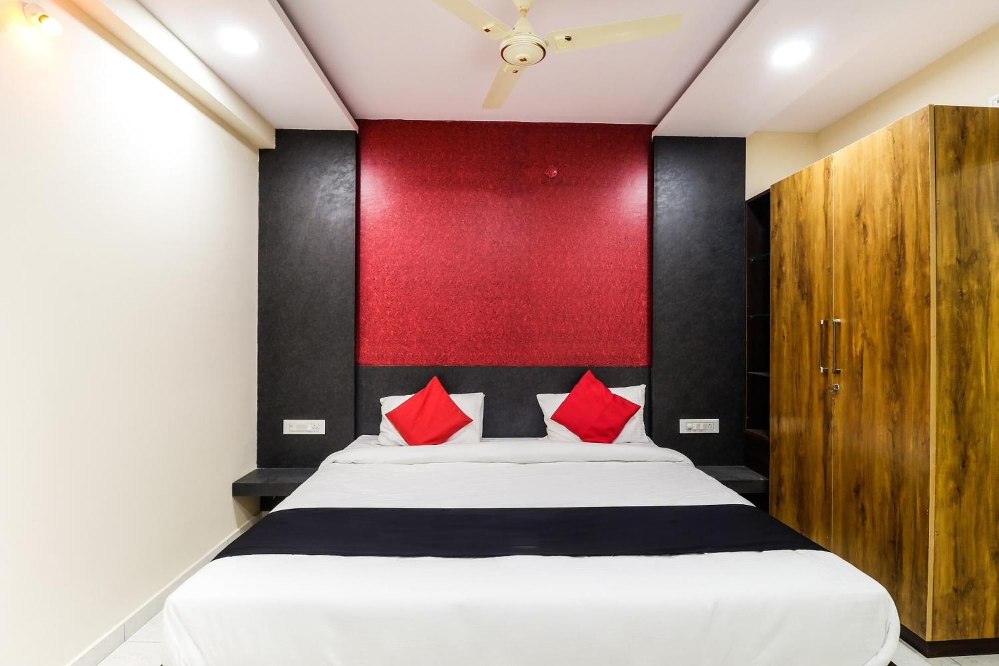 Hotel Capital O N R Residency Yelahanka Exterior foto